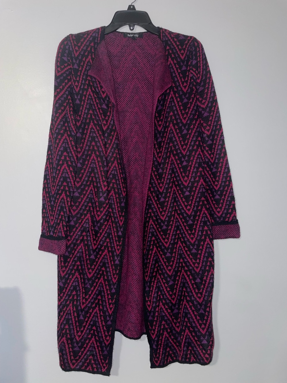 💕Relativity Open-Front Pink & Black Chevron Knit Cardigan